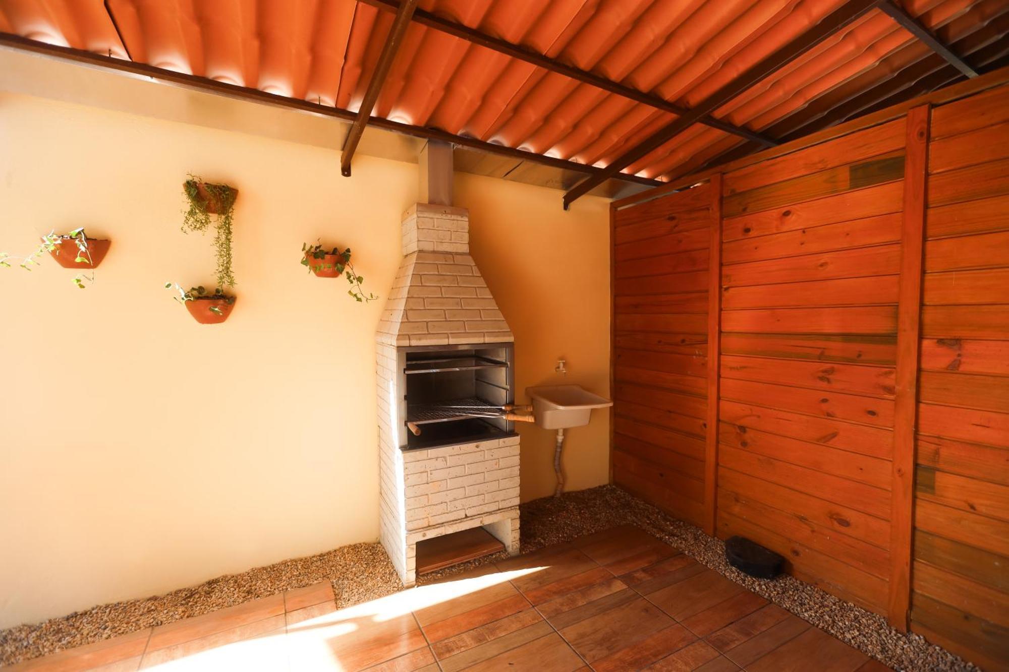Refugio A 800M Da Praia-Pet Ok & Churras Balneário Camboriú エクステリア 写真